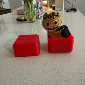 Star Wars loth cat cutie cuff
